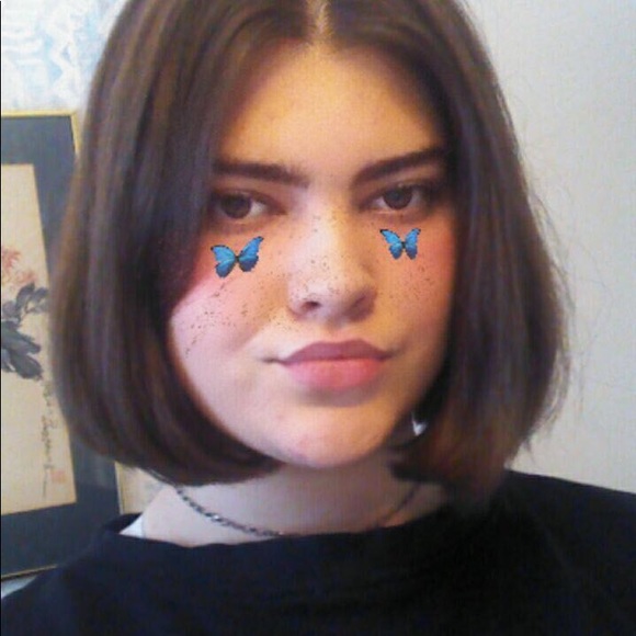 Meet your Posher, Joanna - Picture 1 of 1